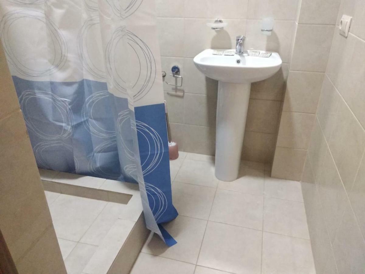 Leon Beach Hotel New Athos Экстерьер фото