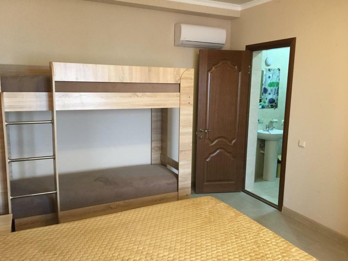 Leon Beach Hotel New Athos Экстерьер фото